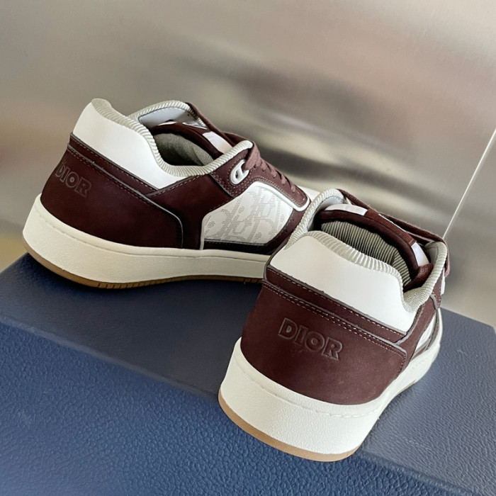 D10R B27 Sneaker