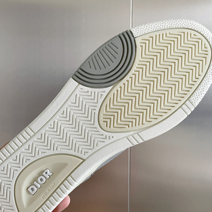 D10R B27 Sneaker