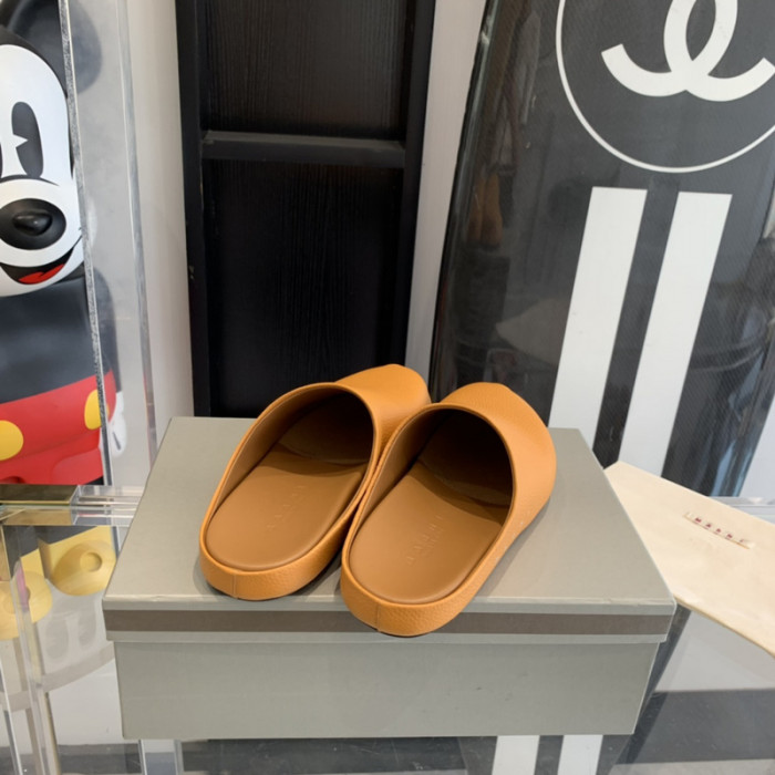 Marni Fur slides