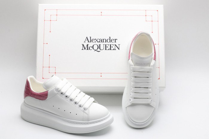 MQ Sneakers