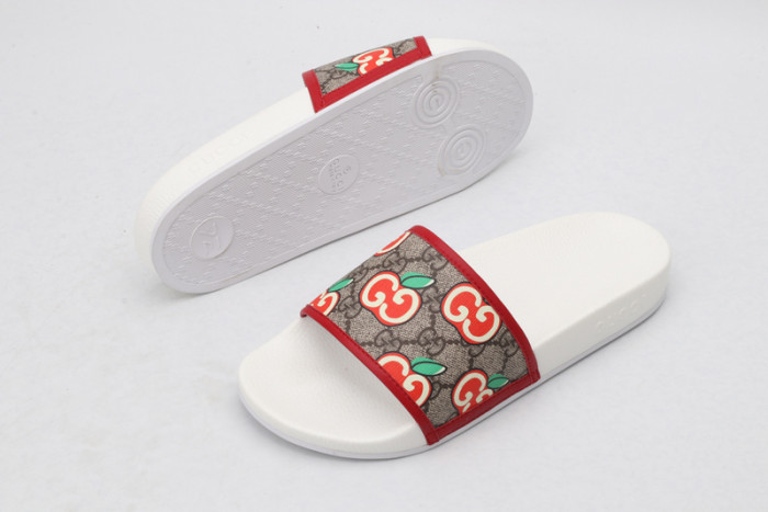 Gu66 SLIPPERS