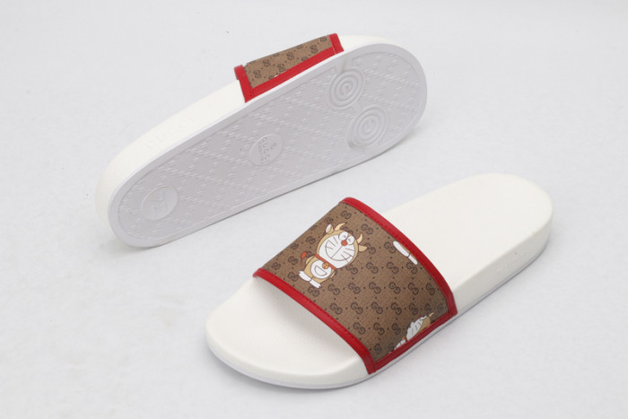 Gu66 SLIPPERS