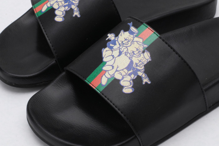 Gu66 SLIPPERS