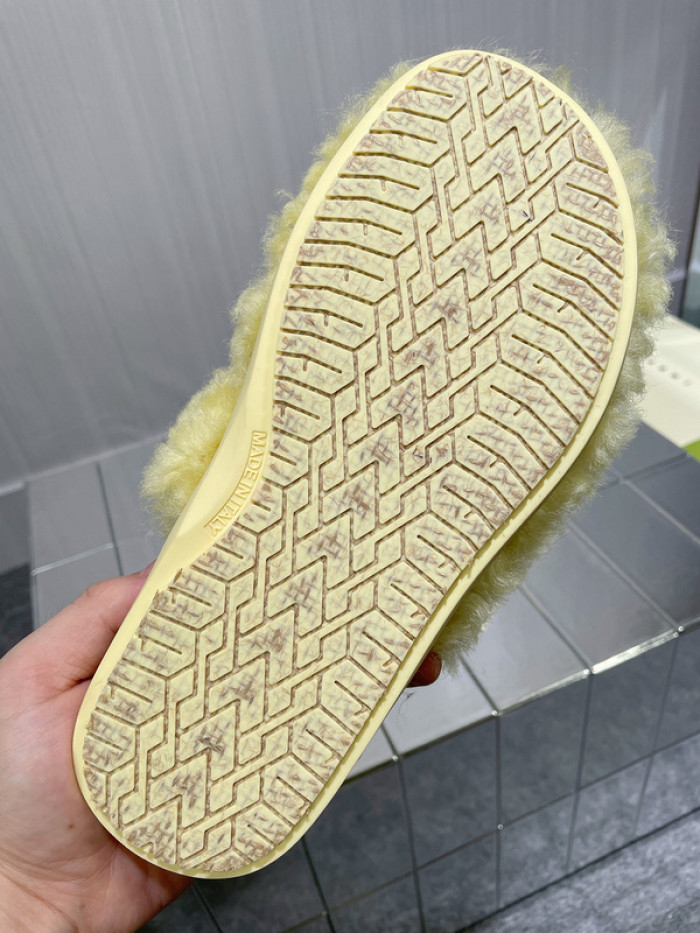 Marni Fur slides