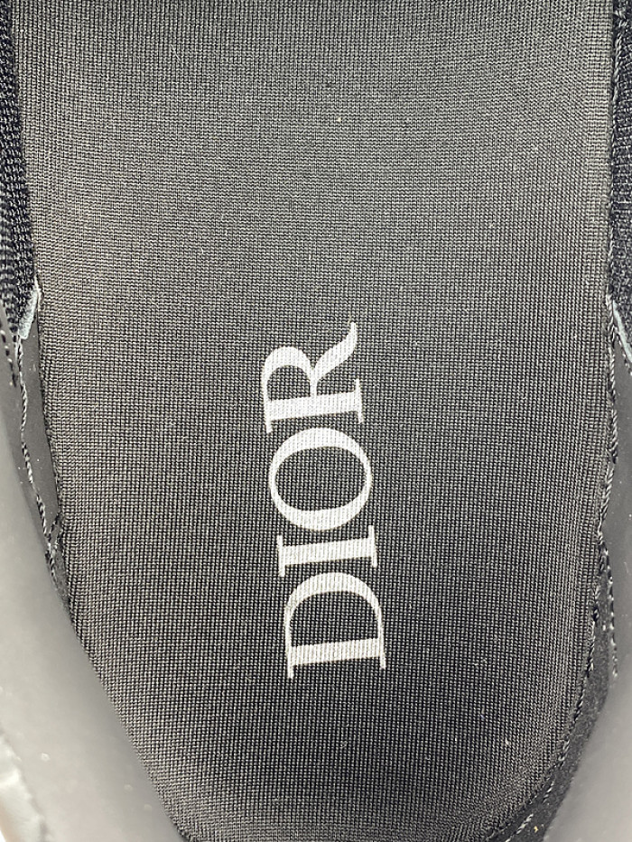 D10R B33 Sneaker