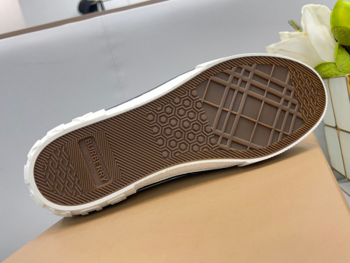 BUR SNEAKER