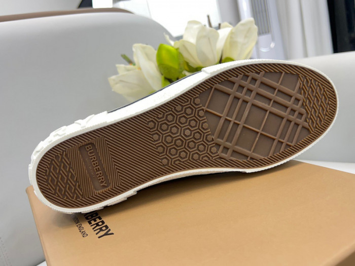 BUR SNEAKER
