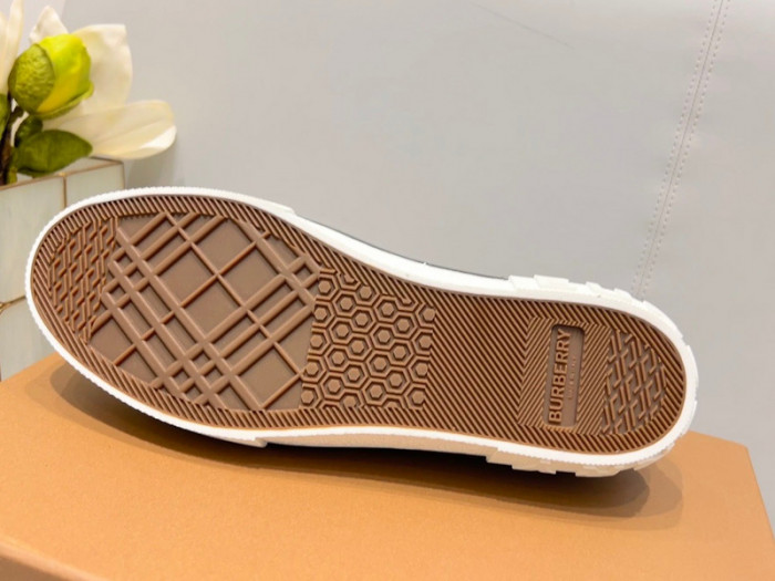 BUR SNEAKER