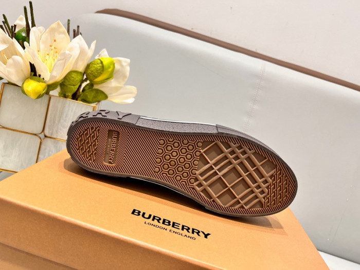 BUR SNEAKER