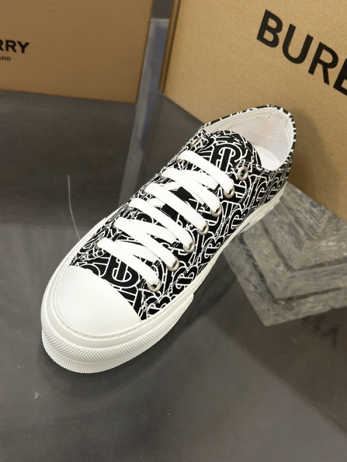 BUR SNEAKER