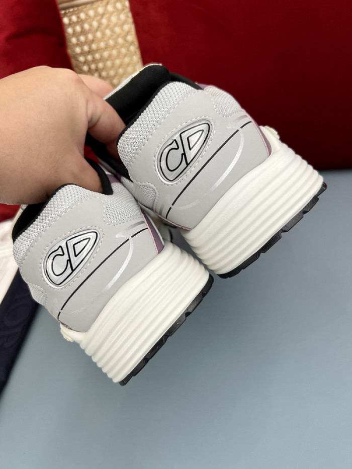 D10R B30 SNEAKER