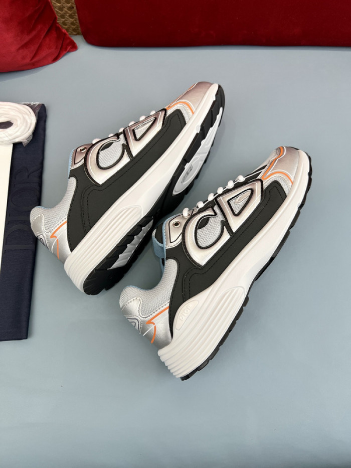 D10R B30 SNEAKER