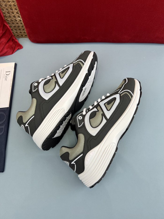 D10R B30 SNEAKER
