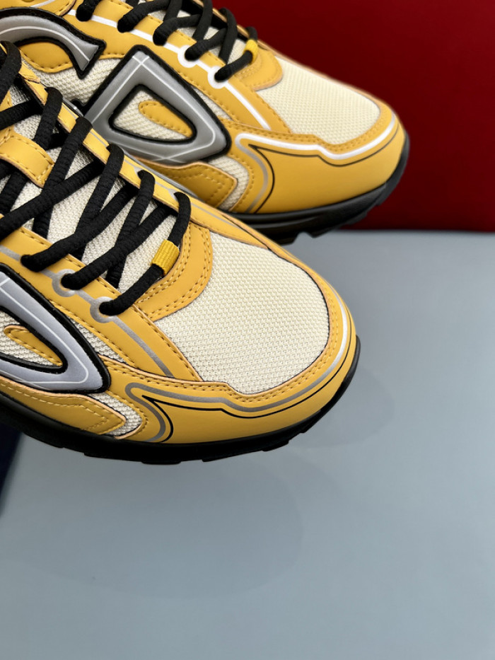 D10R B30 SNEAKER