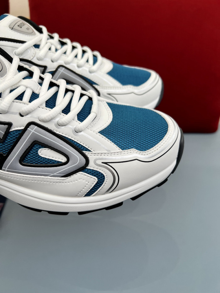 D10R B30 SNEAKER