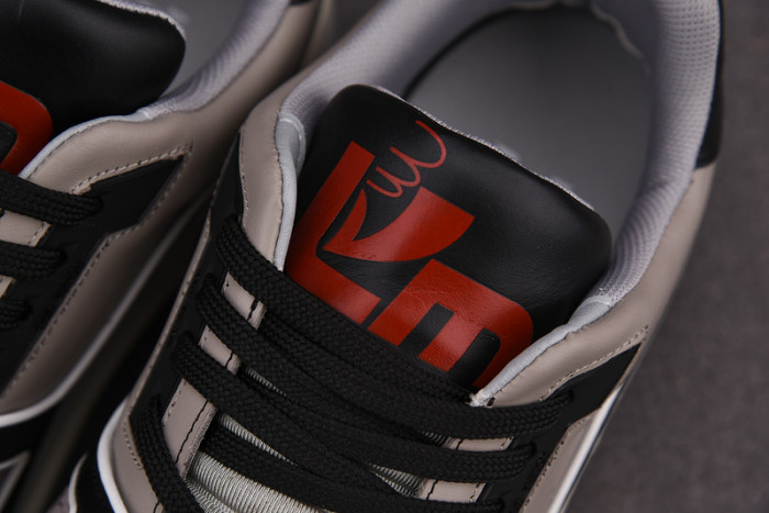 D00G7 Lou1su1tt SNEAKER LOW
