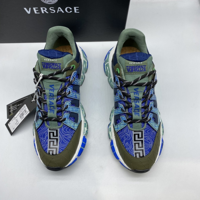 VERS SNEAKERS
