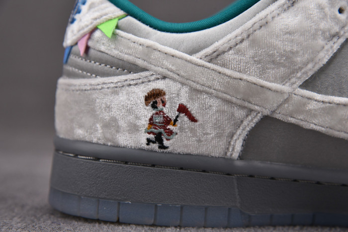 Nike Dunk Low"Ice and Snow Festival" DO2326-001