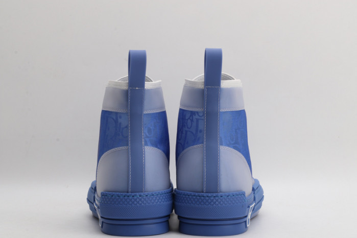 D10R B23 Oblique High Top Sneaker