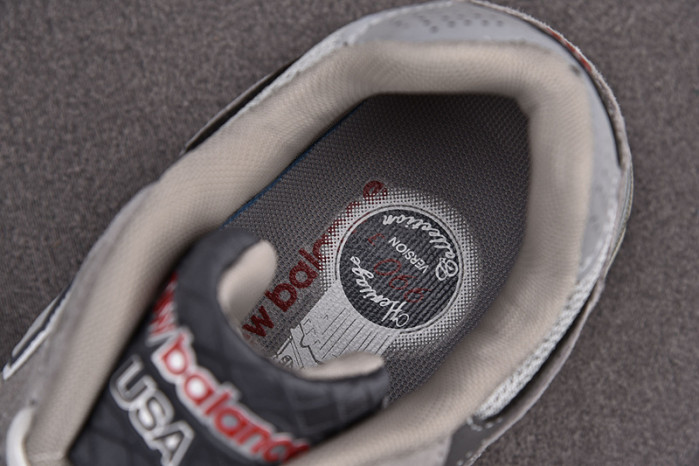 N3W BLANCE SNEAKER