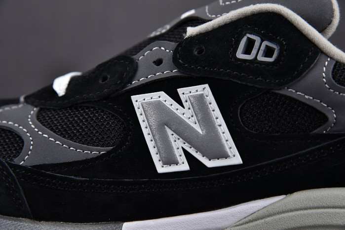 N3W BLANCE SNEAKER