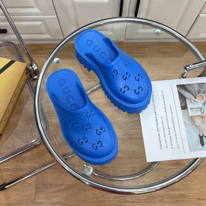Gu66 SLIPPERS