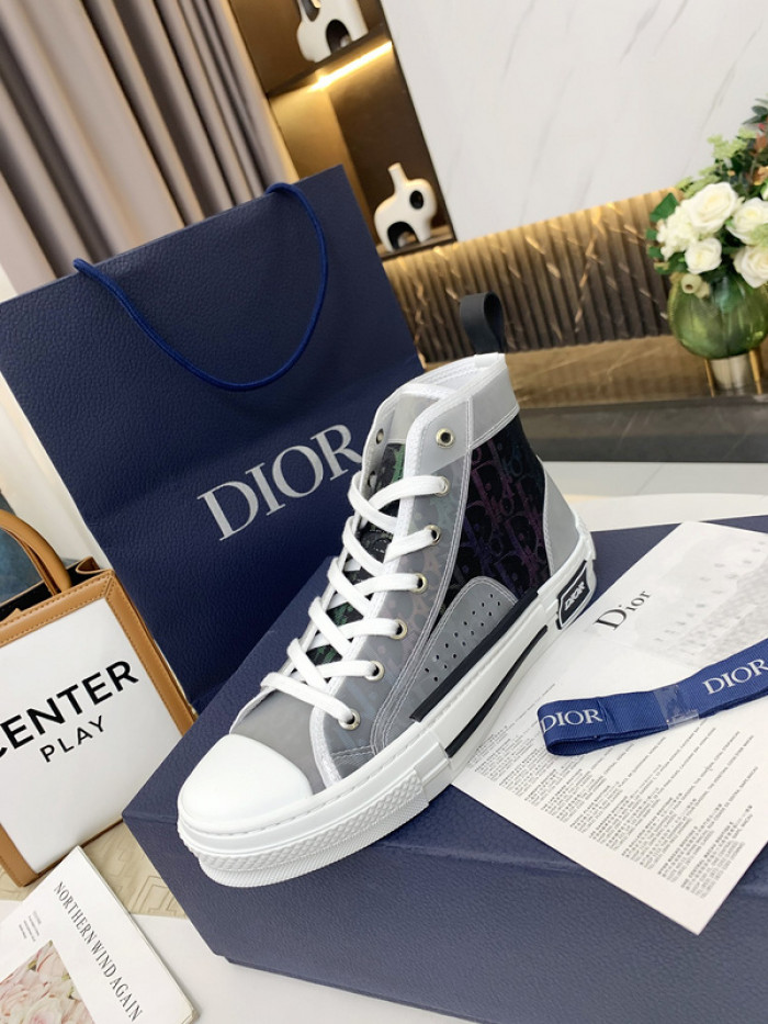D10R B23 Oblique High Top Sneaker