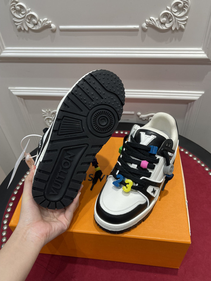 D00G7 Lou1su1tt SNEAKER LOW