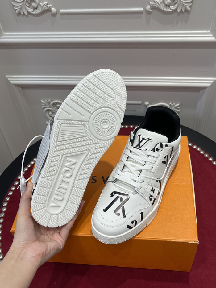 D00G7 Lou1su1tt SNEAKER LOW