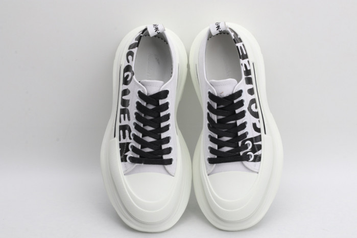 MQ Sneakers