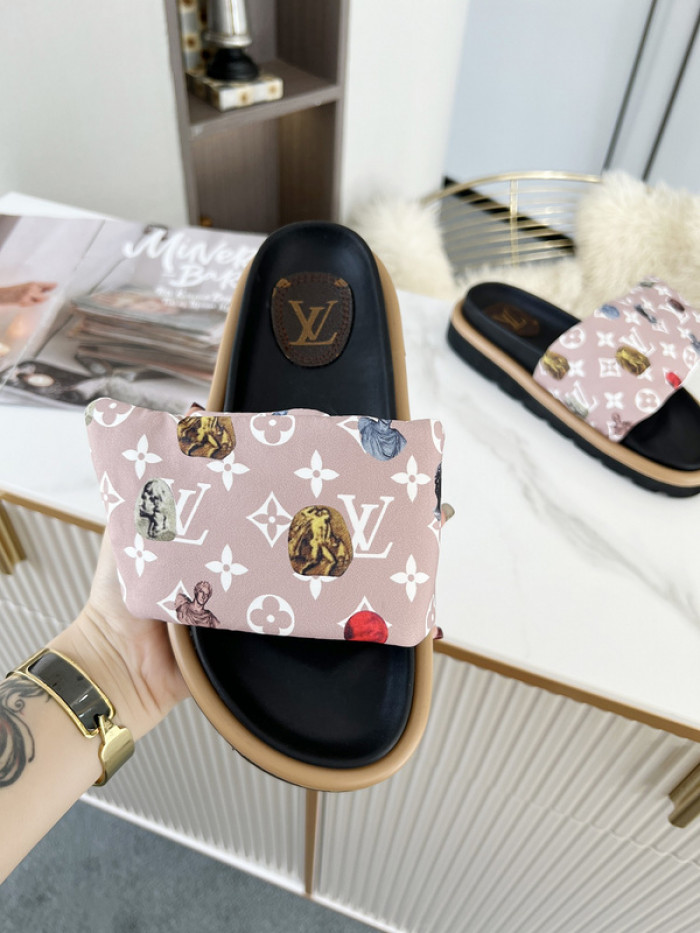 Lou1su1tt slides