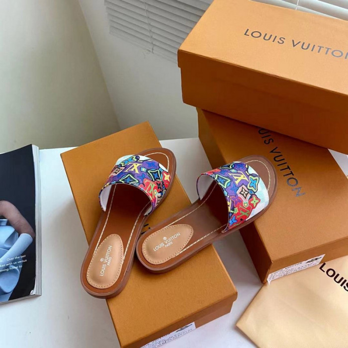 Lou1su1tt slides