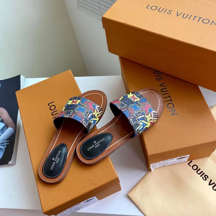 Lou1su1tt slides