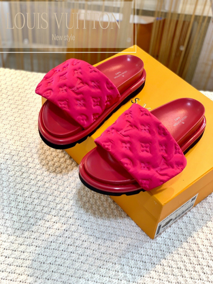 Lou1su1tt slides