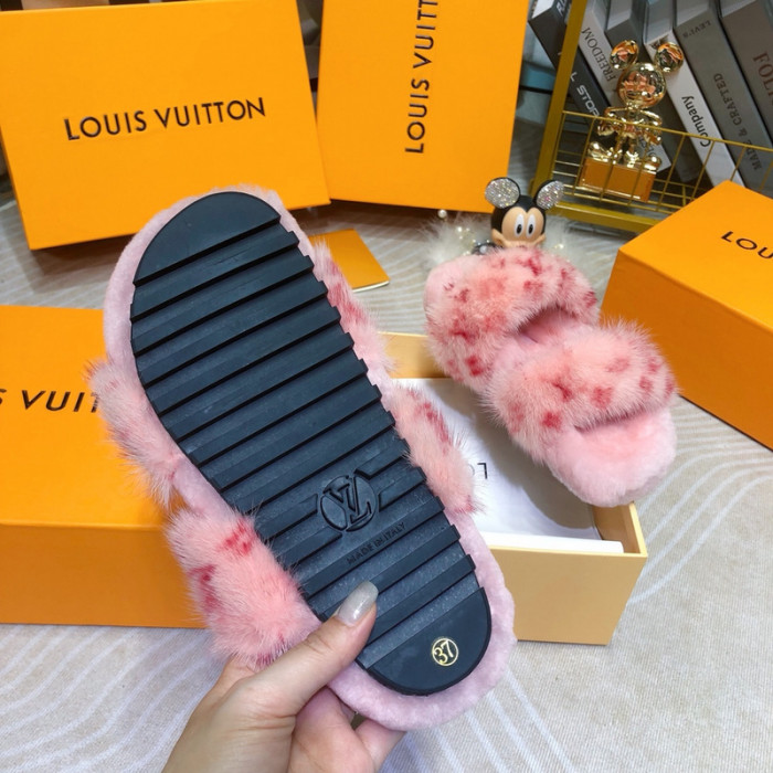 Lou1su1tt slides