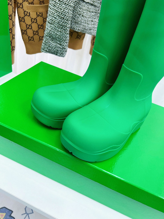 bo*te*ga Ve*ne*ta boots