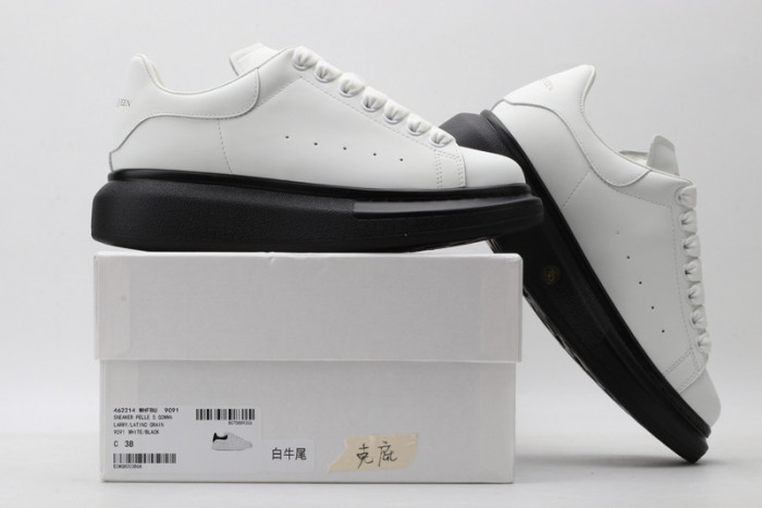 MQ Sneakers