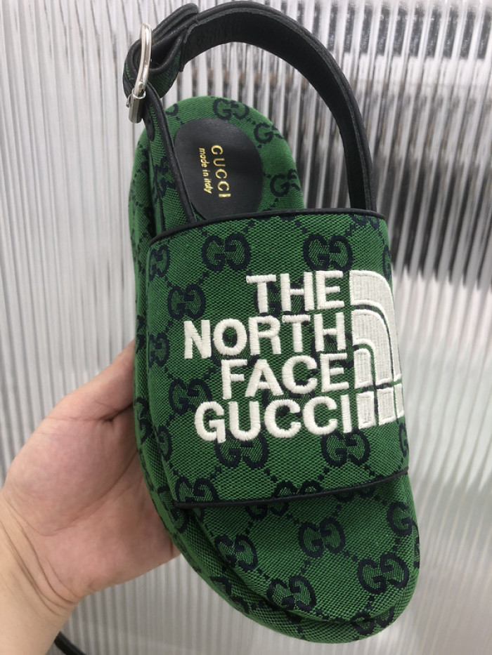 Gu66 SLIPPERS