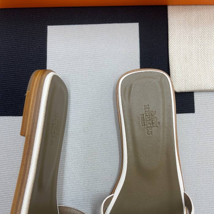 Hemr3 Slippers