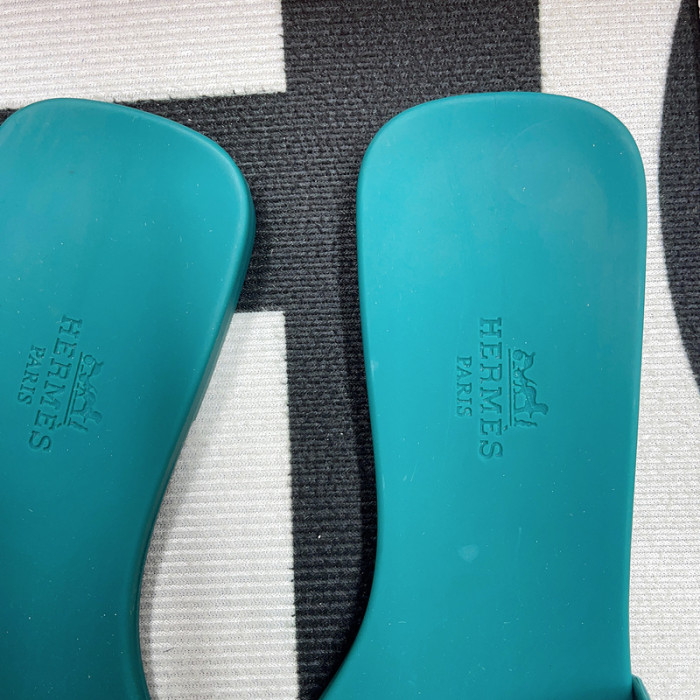 Hemr3 Slippers