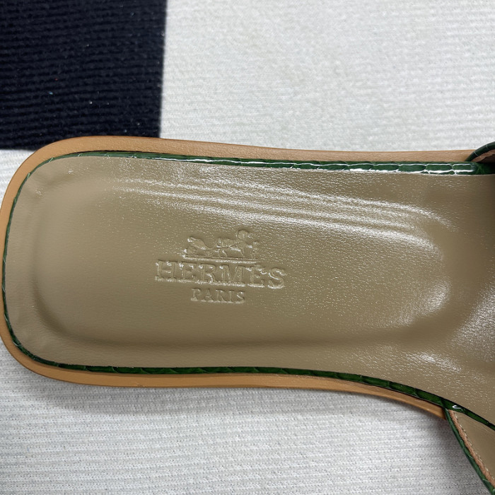 Hemr3 Slippers
