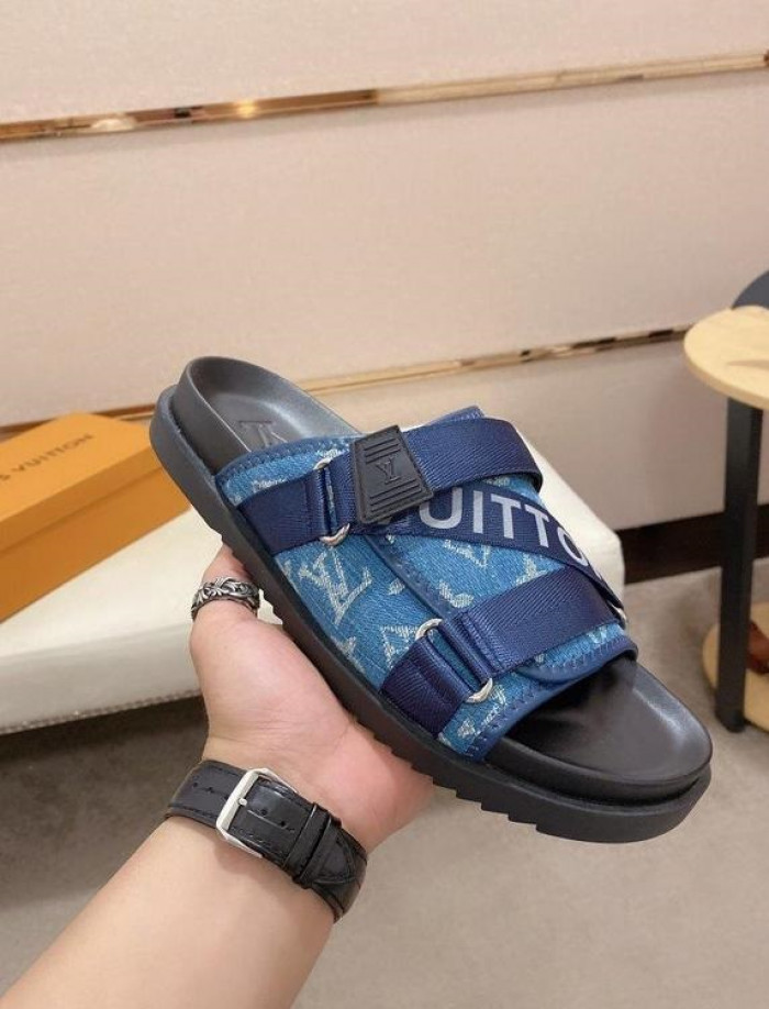 Lou1su1tt slides