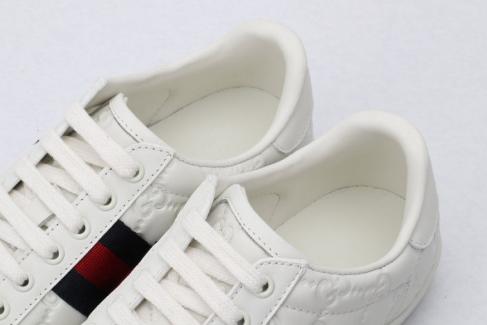 Gu66 Ace Embroidered Low-Top Sneaker