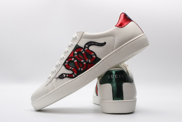 Gu66 Ace Embroidered Low-Top Sneaker