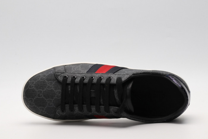 Gu66 Ace Embroidered Low-Top Sneaker