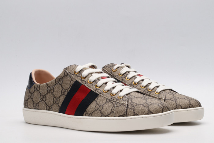 Gu66 Ace Embroidered Low-Top Sneaker