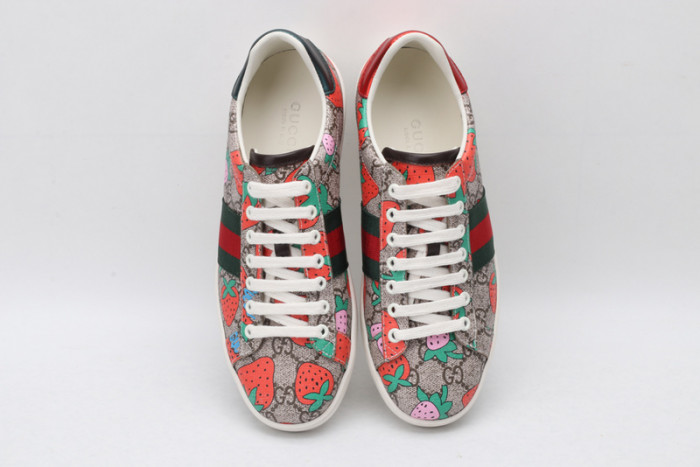 Gu66 Ace Embroidered Low-Top Sneaker