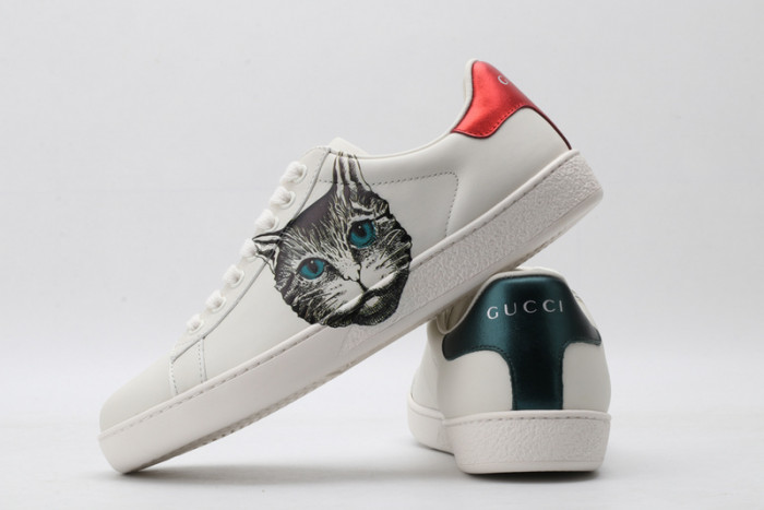 Gu66 Ace Embroidered Low-Top Sneaker