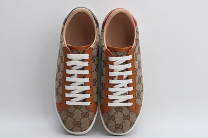 Gu66 Ace Embroidered Low-Top Sneaker