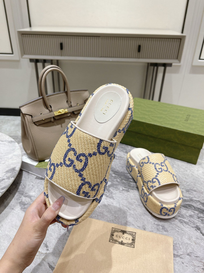 Gu66 SLIPPERS
